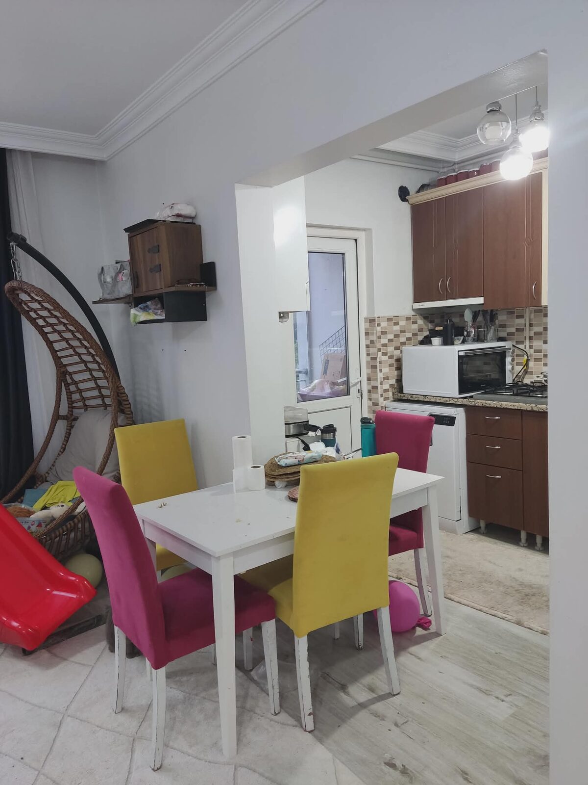 güvenlikli sitede boş oda