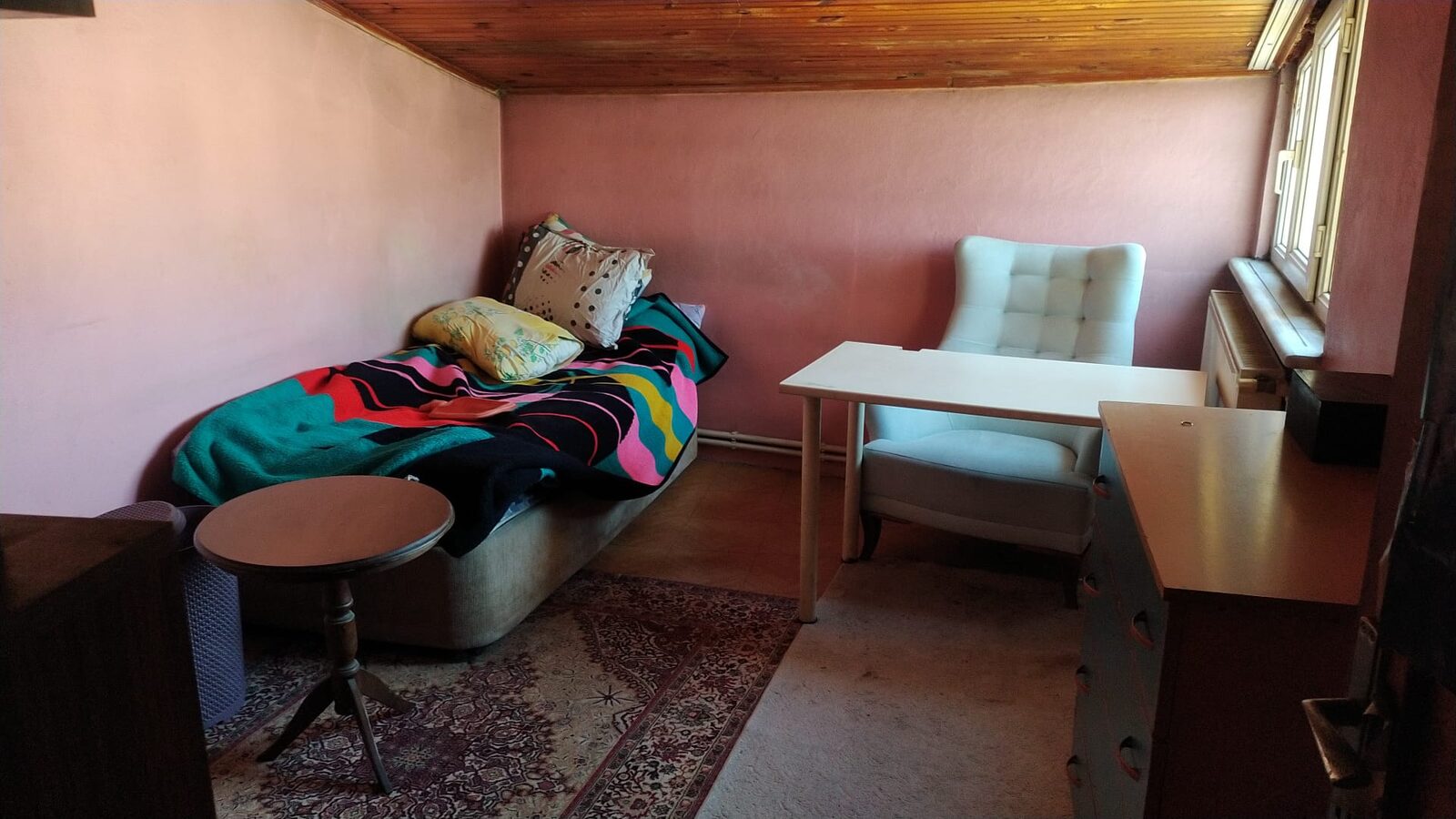 roommate for my terrace flat apartment