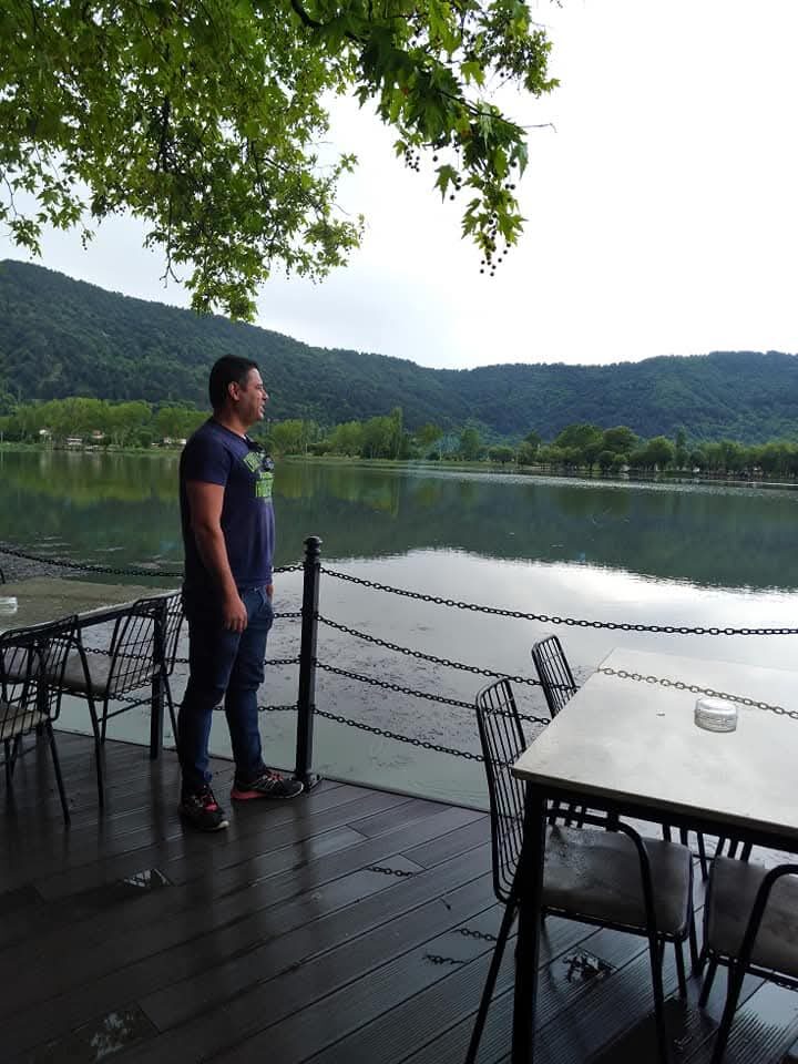 Kamuda çalışıyorum