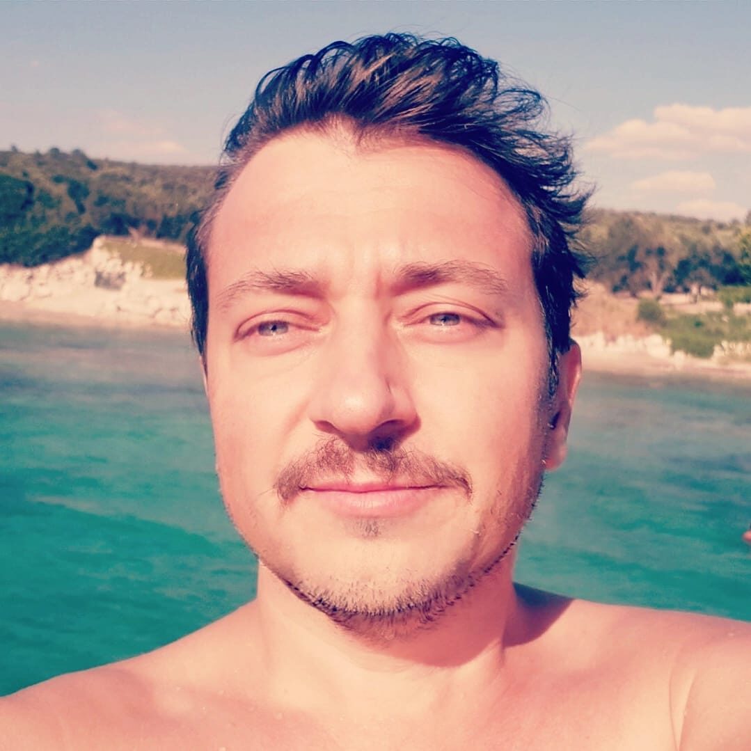 Evim Şişli Merkezi Konumda.Kafa Dengi- Canayakın Ev Arkadaşı Arıyorum